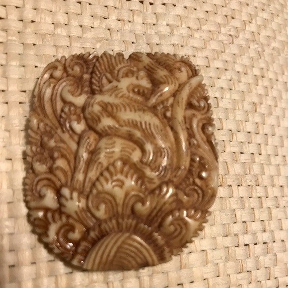 Hanuman broche. Vtg. Handcarved - Picture 1 of 1